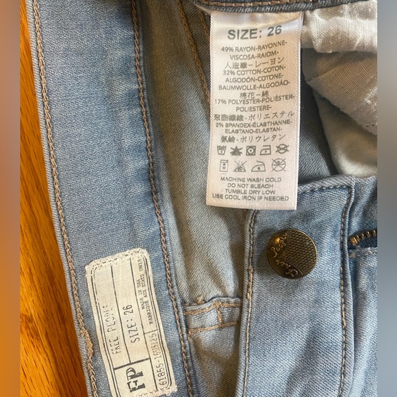 Free People Flare Jeans | Light Wash | 70s Vibes | W 26 - Picture 5 of 5